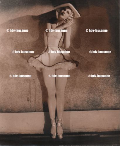 Ballets russes de Monte-Carlo - Studio IRIS Réunion de 11 photos d’époque 1930, de...