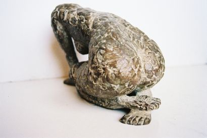 MOLINIE-JONQUET Chantal "Petite Etonnée" Sculpture en bronze patiné 1/8 sur le pied...