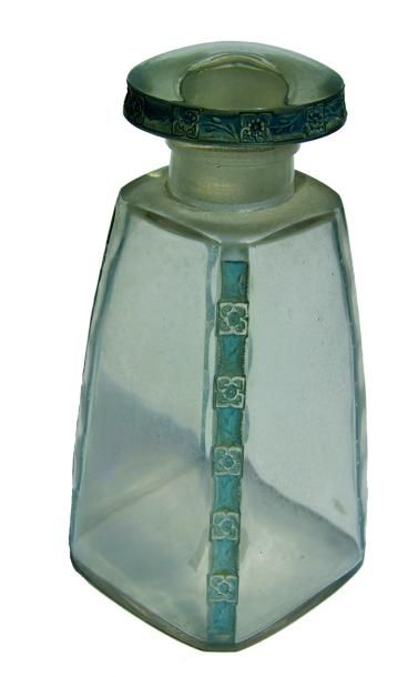 LALIQUE René (1860-1945) 
« FLEURETTES » Flacon à parfum modèle n°2 créé en 1919,...