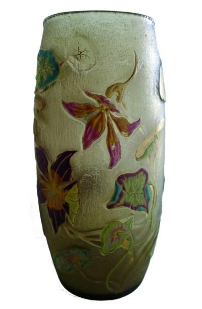 GALLÉ Émile (1846 -1904) 
« CAPUCINES » Vase en verre fumé transparent de 1890, à...