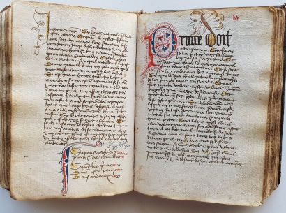 Livre d’heures du XVe siècle Manuscrit de 344 pages orné de lettrines dont de nombreuses...