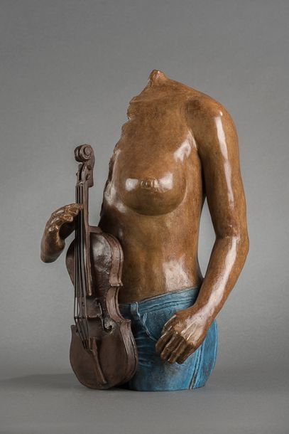 CRIVELLI Philippe "Musicienne" Sculpture en bronze Hauteur : 40 cm Largeur : 25 cm...