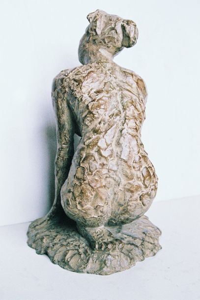 MOLINIÉ-JONQUET Chantal "Melancholia" Sculpture en bronze patiné, signée et numérotée...
