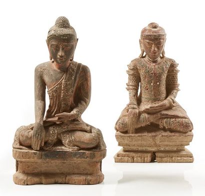 ASIE DU SUD EST 
Ensemble de deux statuettes en bois représentant des divinités bouddhiques...