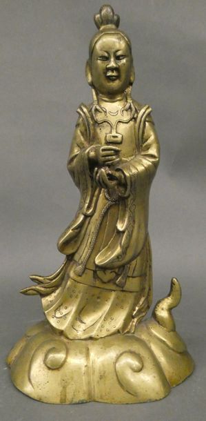 null CHINE


Statuette en bronze doré d'une déesse sur un nuage 


Dim. 29cm