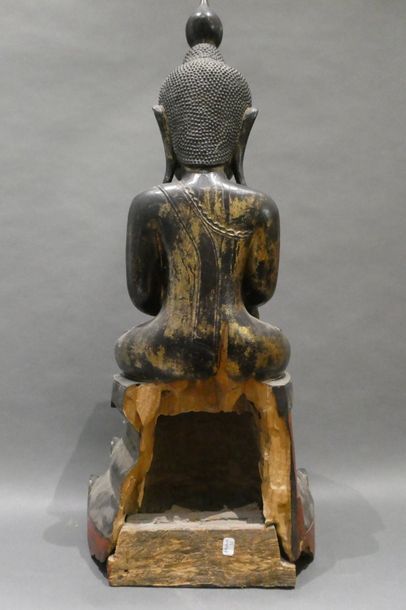 null CHINE


Bouddha en bois patiné et sculpté