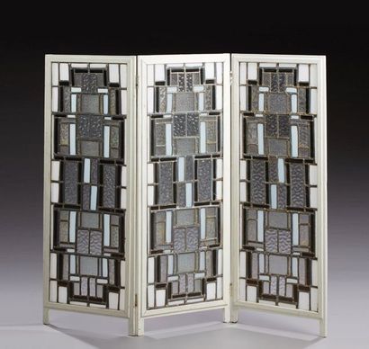 LOUIS BARILLET, attribué à 
Modernist folding screen with three leaves with moulded...