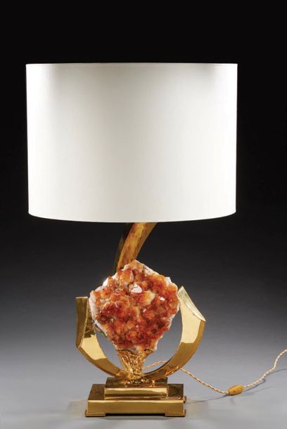 Jacques Duval-Brasseur (né en 1934) 
Lampe de bureau en bronze doré et quartz, base...