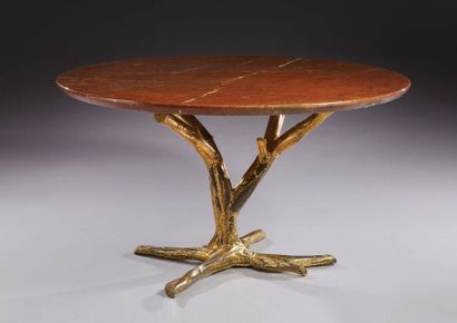 Jacques Duval-Brasseur (né en 1934) 
Rare welded gilded brass table with a thick...