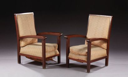 TRAVAIL FRANÇAIS 1930 
Pair of mahogany armchairs with beige fabric upholstery
H:...
