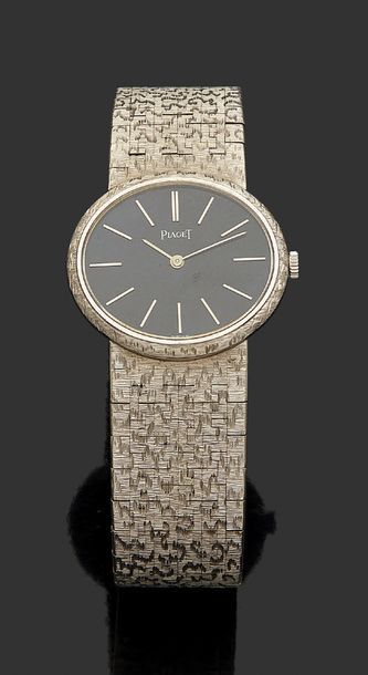 PIAGET vendue par VANCLEEF & ARPELS Montre bracelet de dame en or blanc 18k (750),...