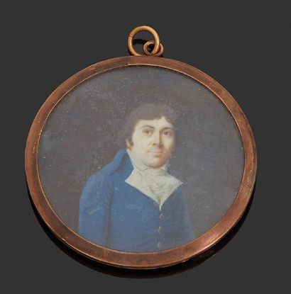 École FRANÇAISE vers 1790 
Portrait d'homme à la redingote bleue
Miniature ronde
Diam.:...