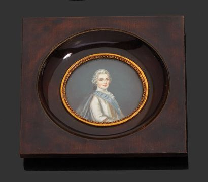 null Miniature ronde “Portrait du Comte d'Artois”
XXème siècle
Diam: 5,8 cm (à vue)
Joint:
Un...