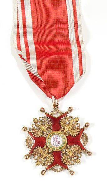 RUSSIE Ordre de Saint Stanislas. 2e classe.
Croix de Commandeur.
Or 14k, émail.
Poids...