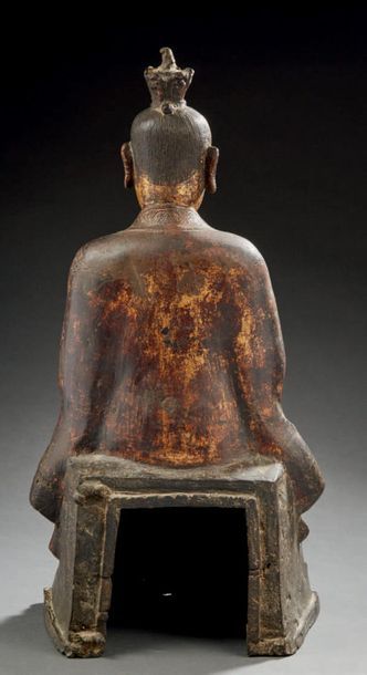 CHINE - Epoque MING (1368-1644) Importante statuette de dignitaire en bronze laqué...