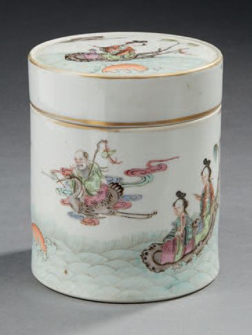CHINE Pot couvert en porcelaine décoré de femmes sur un radeau, un homme sur une...