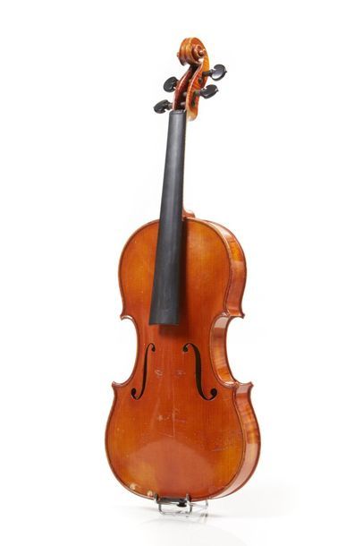 null Beau violon de Jean-Baptiste Chipot à Vendôme portant son étiquette authentique,...