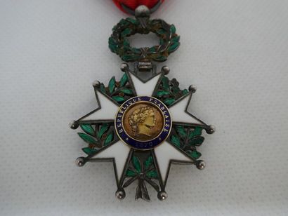 null Croix de chevalier de l'ordre de la Légion d'honneur en argent émaillée, modèle...