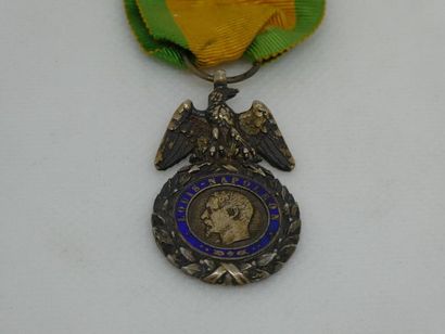 null Médaille militaire en vermeil et émail bleu, 2e modèle à l'aigle, poinçonnée :...