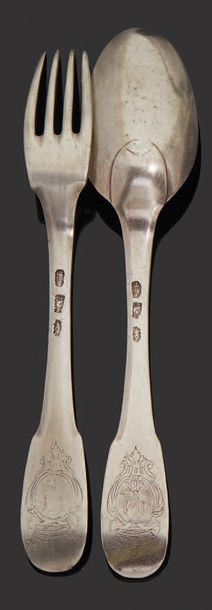 null Silver tableware, single flat model, spatulas engraved with coat of arms under...