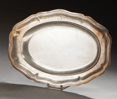 null Silver partridge dish, the border moulded with fillets, the wing engraved with...