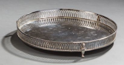 null Large plain silver presentation tray, bordered by a gallery pierced with arcades,...