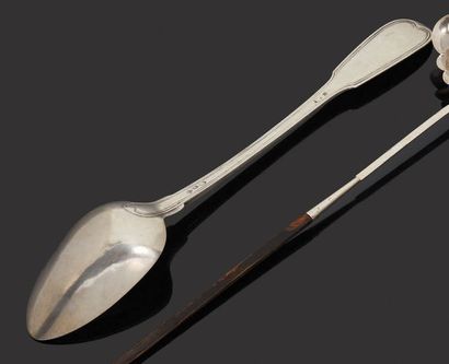 null Silver ragout spoon, fillet model.
Paris 1798-1809.
Weight: 175,6 g.