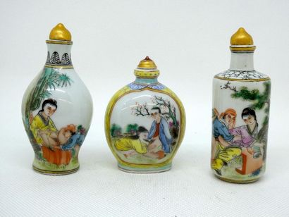 null CHINA



Set of seven porcelain snuffboxes with polychrome decoration of erotic...