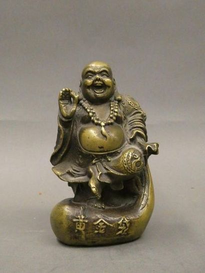 CHINE 
 
Bronze figurant un bouddha rieur...