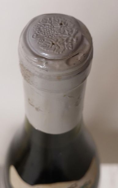 null 1 bouteille MEURSAULT "Les Rougeots" - J. F. Coche-Dury 1997

Etiquette légèrement...