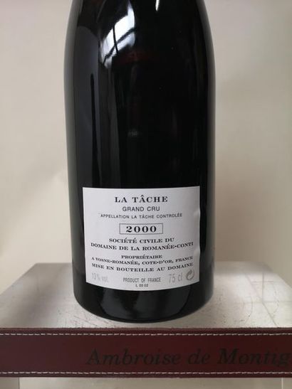 null 1 bouteille La TÂCHE Grand cru - Domaine de La ROMANEE CONTI 2000

Collerette...