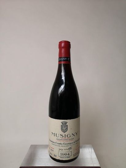 null 1 bouteille MUSIGNY Grand cru - Comte G. de Vogüé 1994

Etiquette marquée.