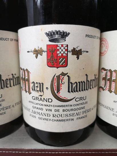 null 3 bouteilles MAZY CHAMBERTIN Grand cru - A. Rousseau 2007

Une étiquette légèrement...