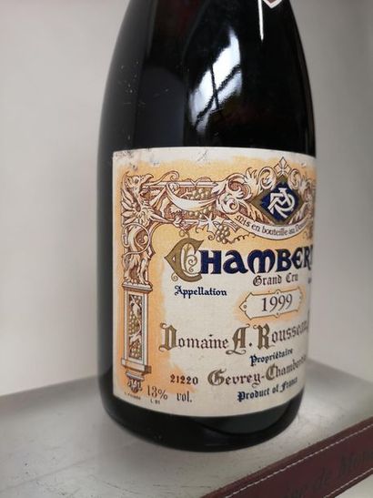 null 1 bouteille CHAMBERTIN Grand cru - A. Rousseau 1999
Etiquette très légèrement...