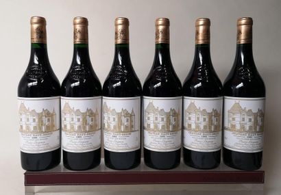 null 6 bouteilles CHÂTEAU HAUT BRION - 1er Grand cru classé Pessac Léognan 1995
...