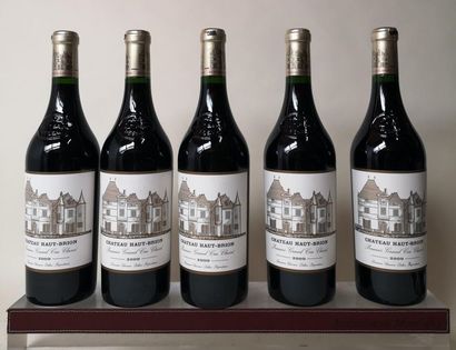 null 5 bouteilles CHÂTEAU HAUT BRION - 1er Grand cru classé Pessac Léognan 2009

Caisse...