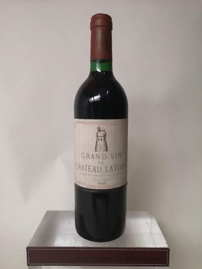 null 1 bouteille CHÂTEAU LATOUR - 1er Grand cru classé Pauillac 1982

Etiquette très...