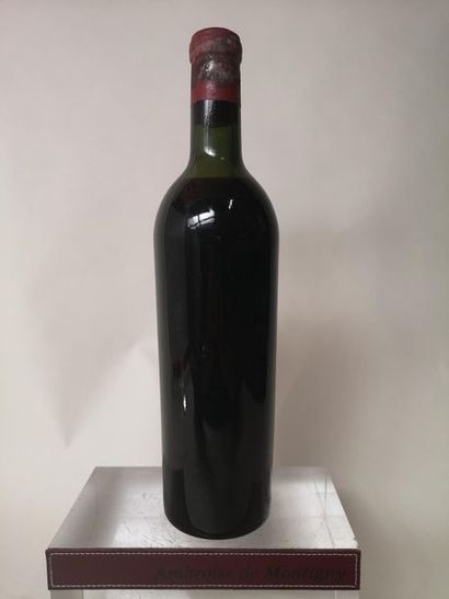 null 1 bouteille CHÂTEAU MOUTON ROTHSCHILD - 1er Grand cru classé Pauillac 1945

Etiquette...