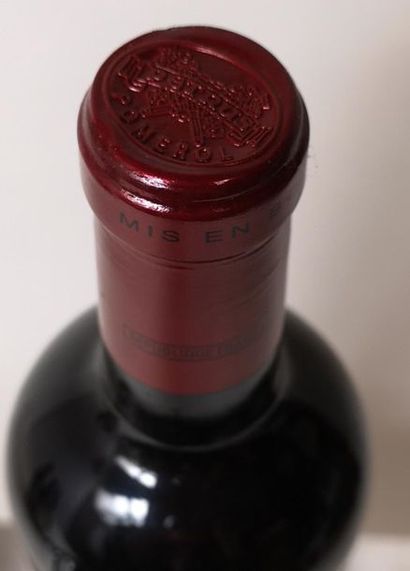 null 1 bouteille PETRUS 2007

