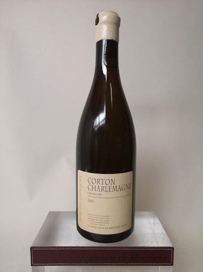 null 1 bouteille CORTON CHARLEMAGNE Grand cru - Pierre-Yves COLIN-MOREY 2007

Cire...