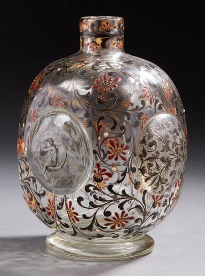 Émile GALLÉ (1846-1904) 
Flask with curved body and small straight neck and recessed...