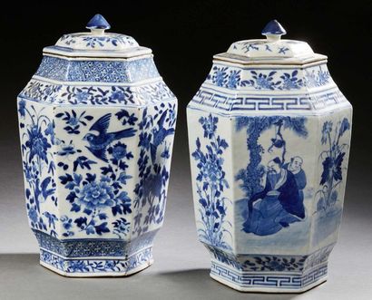 CHINE XVIIIe siècle Two hexagonal paneled pots, decorated in blue under cover with...