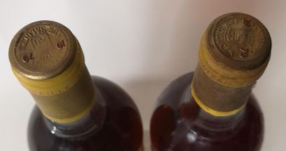 null 2 bouteilles CHÂTEAU D'YQUEM - 1er Grand cru supérieur Sauternes 1979

Etiquette...