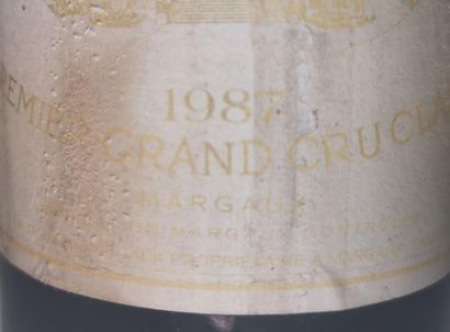 null 1 bouteille CHÂTEAU MARGAUX - 1er Gcc Margaux 1987


Etiquette légèrement tachée...