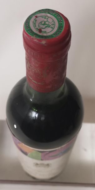 null 1 bouteille CHÂTEAU MOUTON ROTHSCHILD - 1er Gcc Pauillac 1975


Etiquette tachée,...