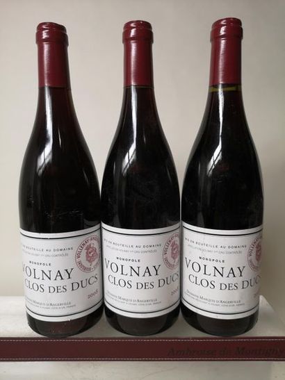 null 3 bouteilles VOLNAY 1er cru "Clos des Ducs" - Marquis D’Angerville 2008


Une...