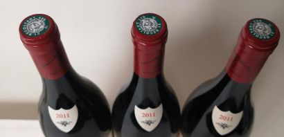 null 3 bouteilles CLOS DE LA ROCHE Grand cru - A. Rousseau 2011


Une étiquette très...