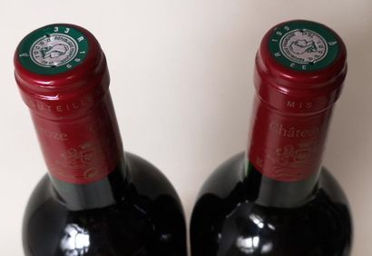 null 2 bouteilles CHÂTEAU LAROZE - Saint Emilion Grand cru 1998

Etiquettes légèrement...