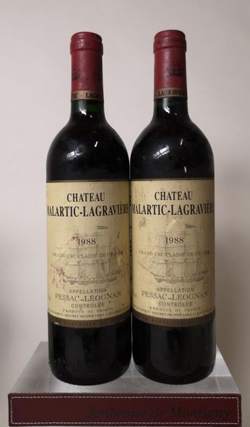 null 2 bouteilles CHÂTEAU MALARTIC LAGRAVIERE - Cc Pessac Léognan 1988

Etiquettes...