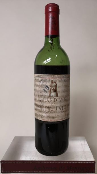 null 1 bouteille CHÂTEAU LATOUR - 1er GCC Pauillac A VENDRE EN L'ETAT 1980